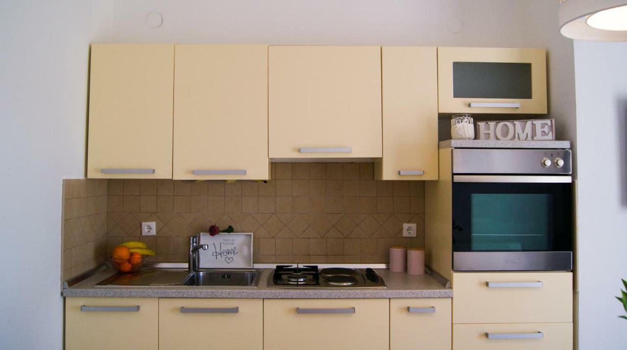 Apartments Tony บีโอกราดนาโมรู ภายนอก รูปภาพ