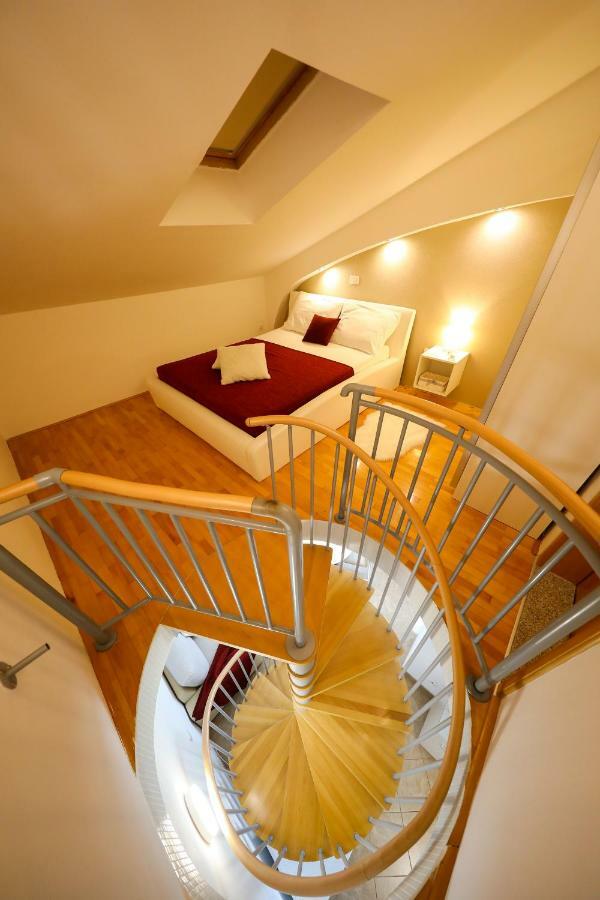 Apartments Tony บีโอกราดนาโมรู ภายนอก รูปภาพ