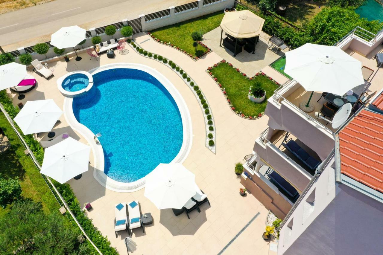 Apartments Tony บีโอกราดนาโมรู ภายนอก รูปภาพ