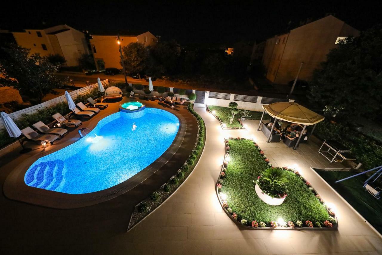 Apartments Tony บีโอกราดนาโมรู ภายนอก รูปภาพ