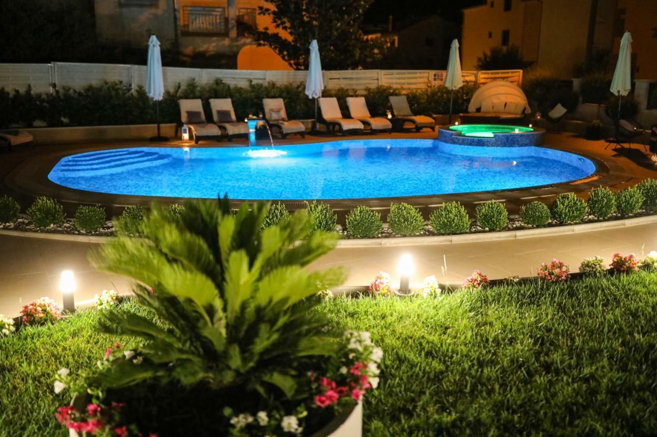 Apartments Tony บีโอกราดนาโมรู ภายนอก รูปภาพ